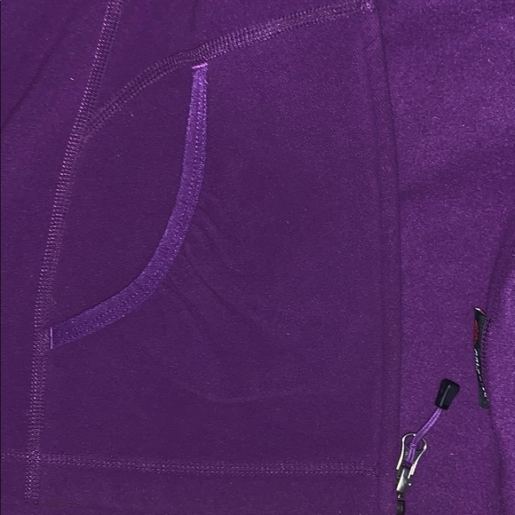 Purple medium north face fleece - Picture 5 of 5